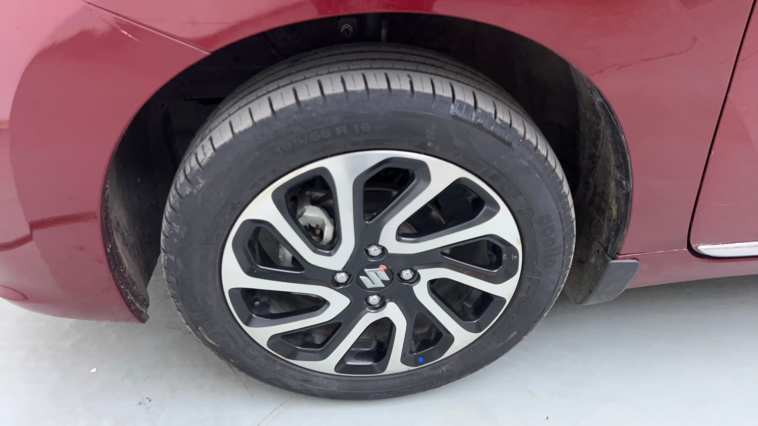 Used 2024 Maruti Suzuki Baleno Alpha AGS Petrol Automatic tyres LEFT FRONT TYRE RIM VIEW