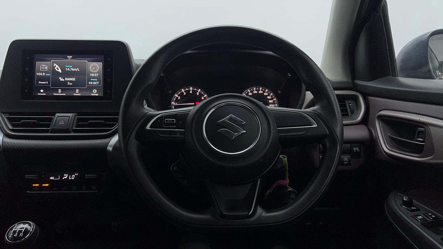 Used 2023 Maruti Suzuki Fronx Delta 1.2L MT Petrol Manual interior STEERING VIEW