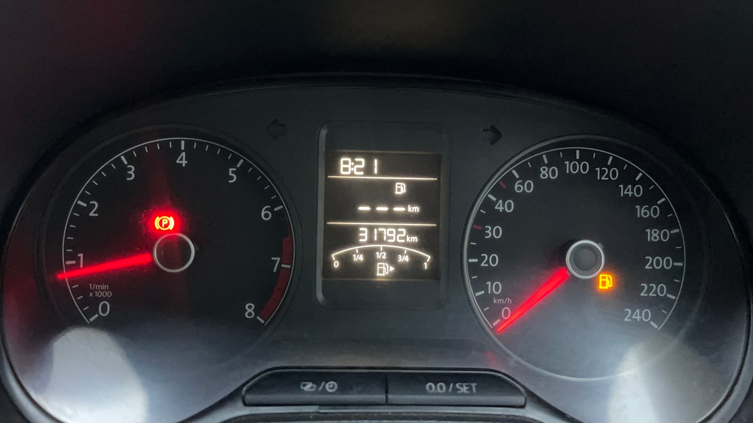 Used 2016 Volkswagen Ameo Highline1.2L (P) Petrol Manual interior CLUSTERMETER VIEW