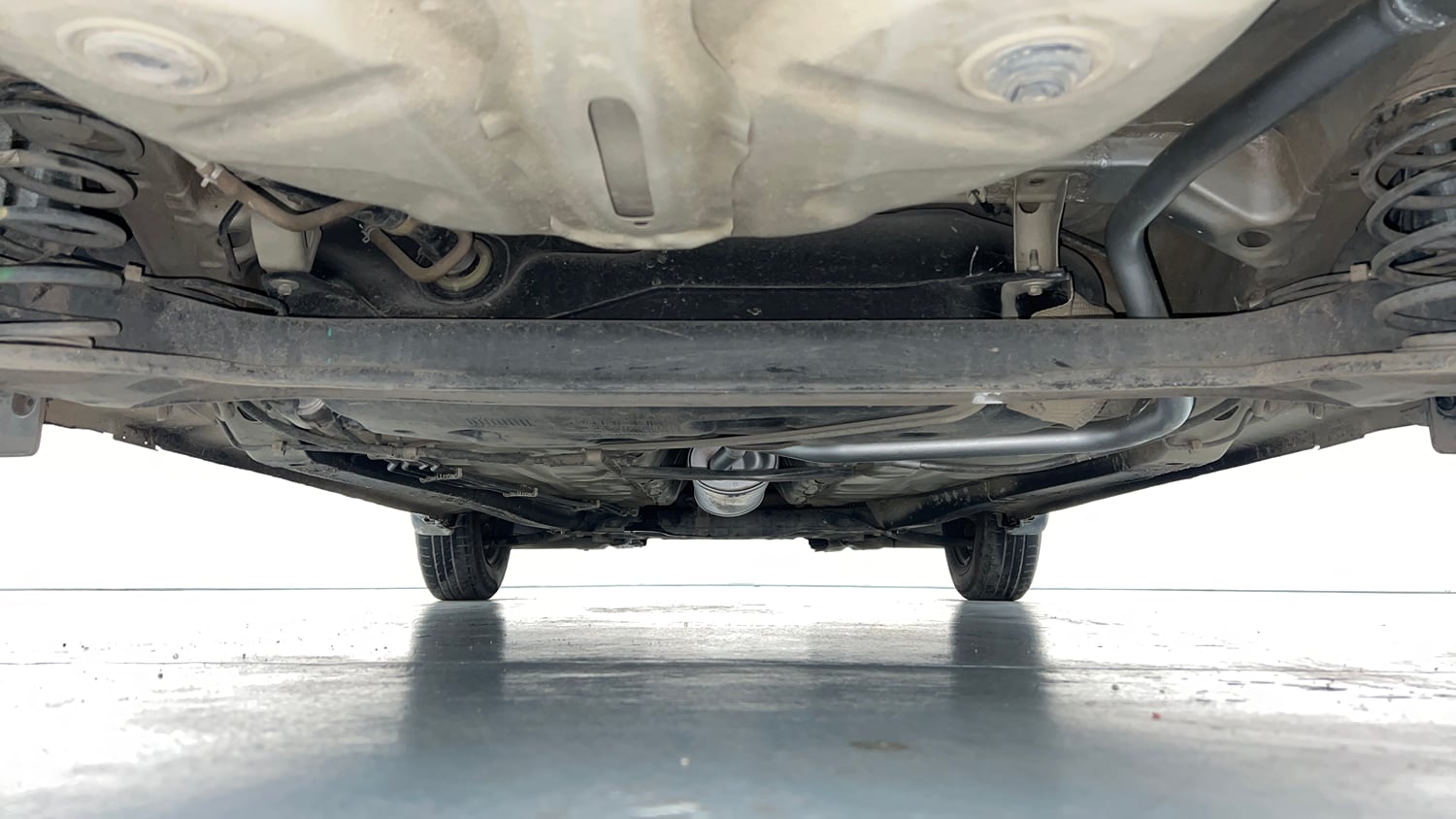 Used 2018 Maruti Suzuki Dzire VXi AMT Petrol Automatic extra REAR UNDERBODY VIEW (TAKEN FROM REAR)