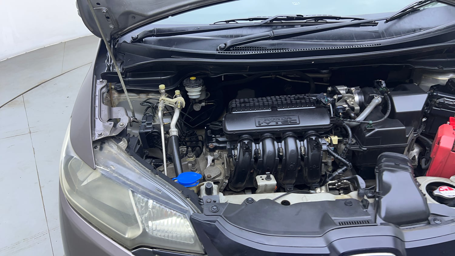 Used 2016 Honda Jazz V AT Petrol Petrol Automatic engine ENGINE RIGHT SIDE VIEW