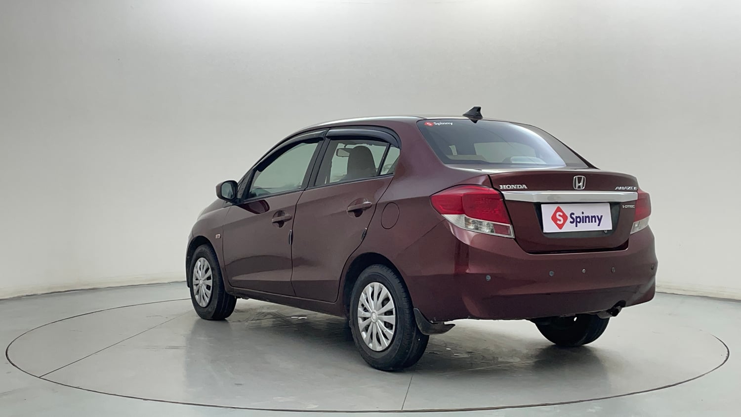 Used 2013 Honda Amaze 1.5 S i-DTEC Diesel Manual exterior LEFT REAR CORNER VIEW