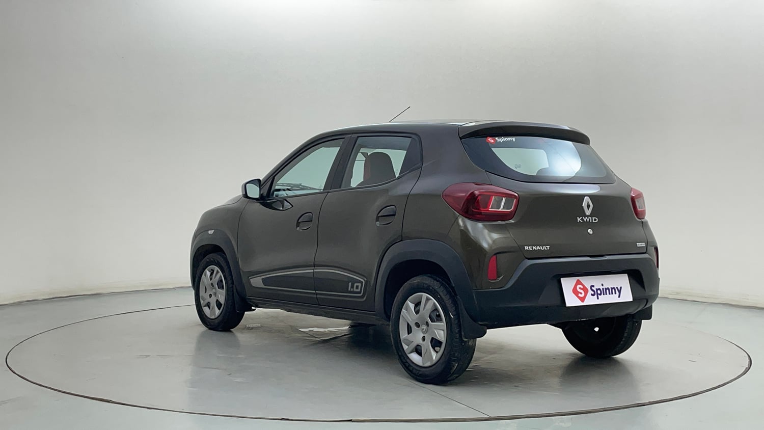 Used 2019 Renault Kwid 1.0 RXT AMT Opt Petrol Automatic exterior LEFT REAR CORNER VIEW