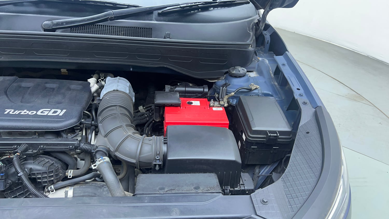 Used 2022 Hyundai Venue SX Plus 1.0 Turbo DCT Petrol Automatic engine ENGINE LEFT SIDE VIEW