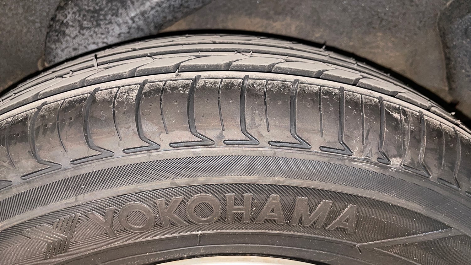 Used 2012 Hyundai i10 Magna 1.2 Kappa2 Petrol Manual tyres LEFT REAR TYRE TREAD VIEW