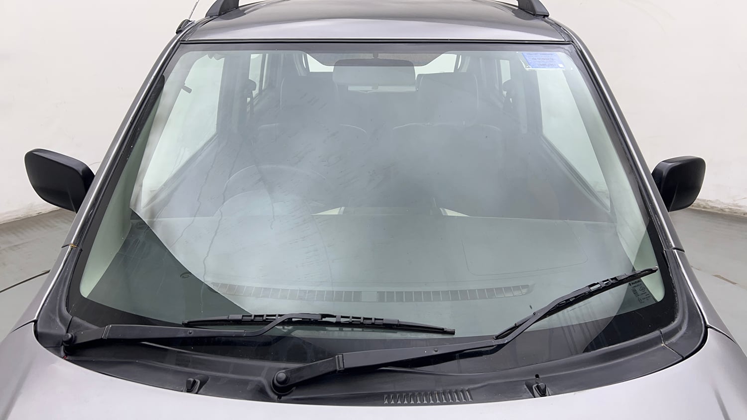 Used 2017 Maruti Suzuki Wagon R 1.0 LXI CNG (outside fitted) Cng Manual exterior FRONT WINDSHIELD VIEW