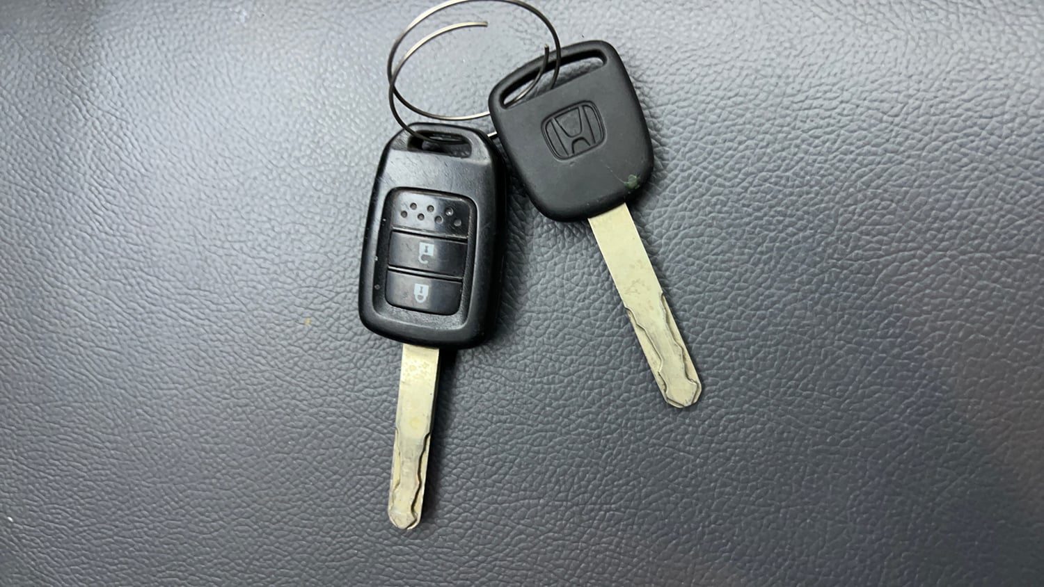 Used 2015 Honda Jazz V Petrol Petrol Manual extra CAR KEY VIEW