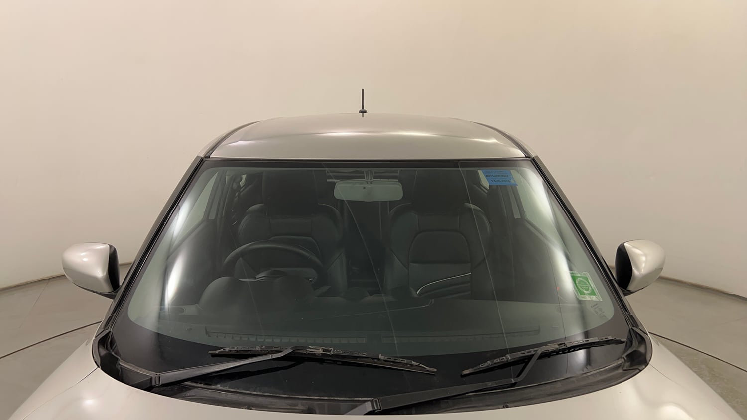 Used 2019 Maruti Suzuki Swift ZXi Plus Petrol Manual exterior FRONT WINDSHIELD VIEW