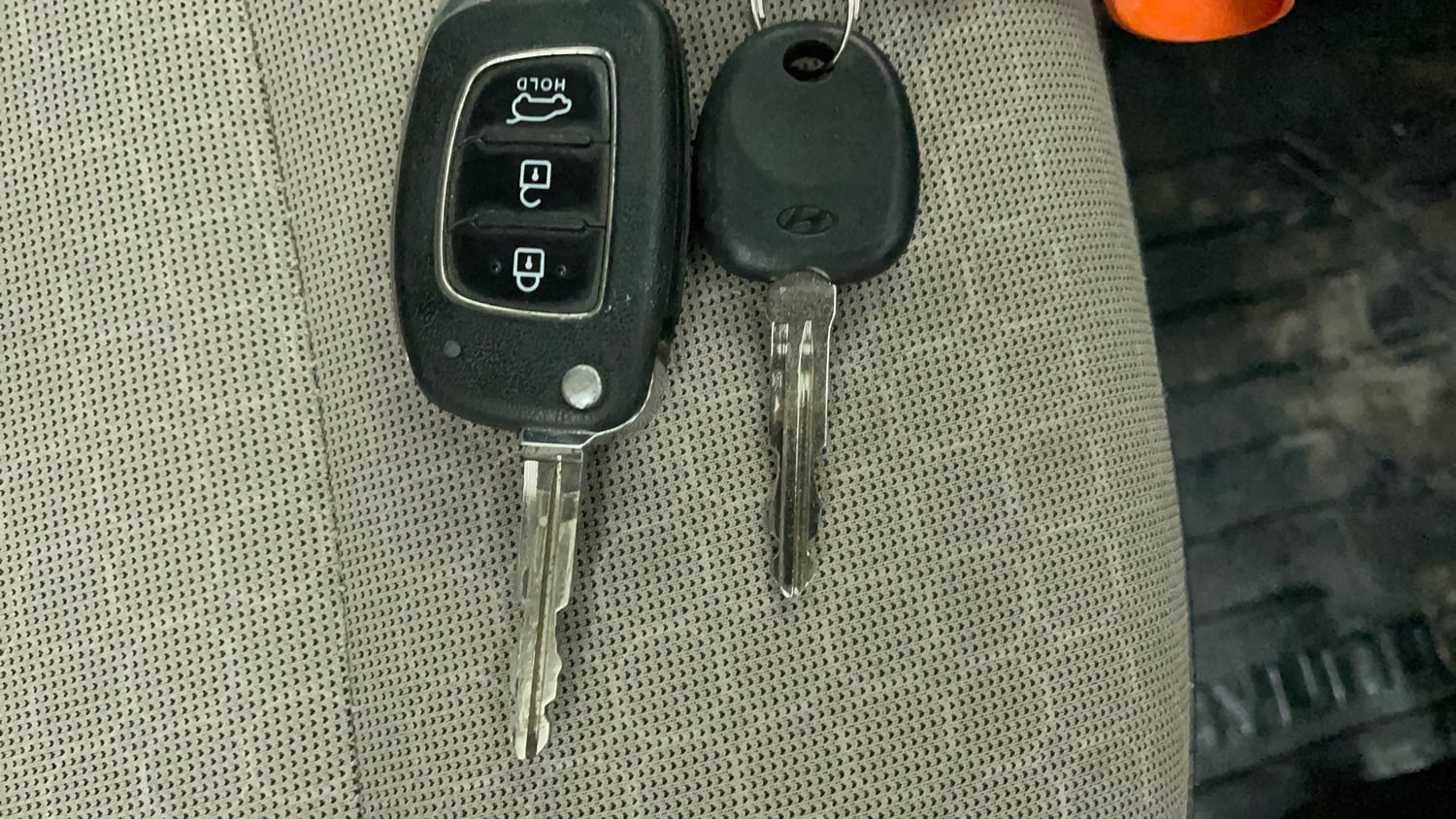 Used 2016 Hyundai Elite i20 Sportz 1.4 CRDI Diesel Manual extra CAR KEY VIEW