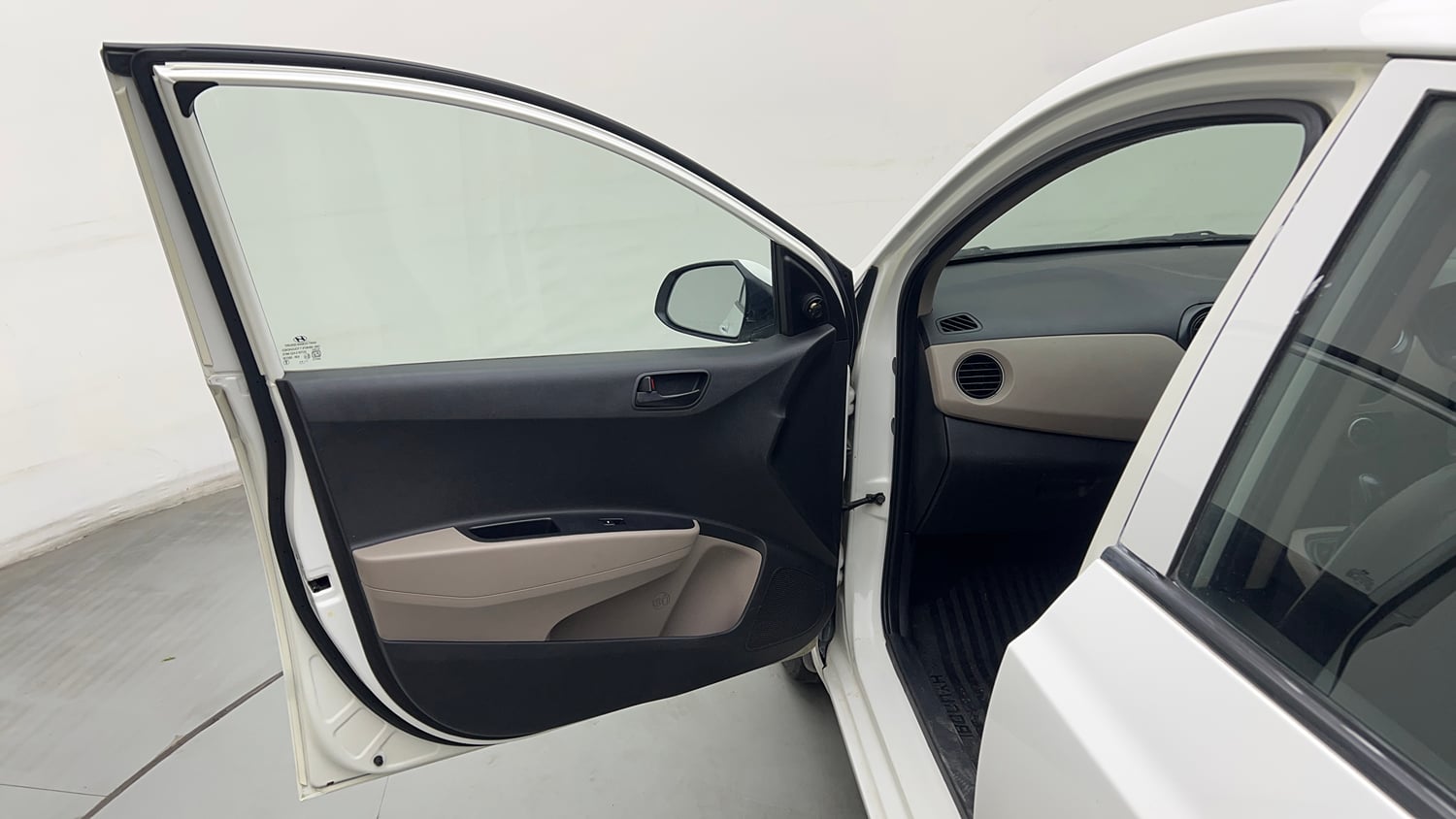 Used 2016 Hyundai Grand i10 Magna AT 1.2 Kappa VTVT Petrol Automatic interior LEFT FRONT DOOR OPEN VIEW