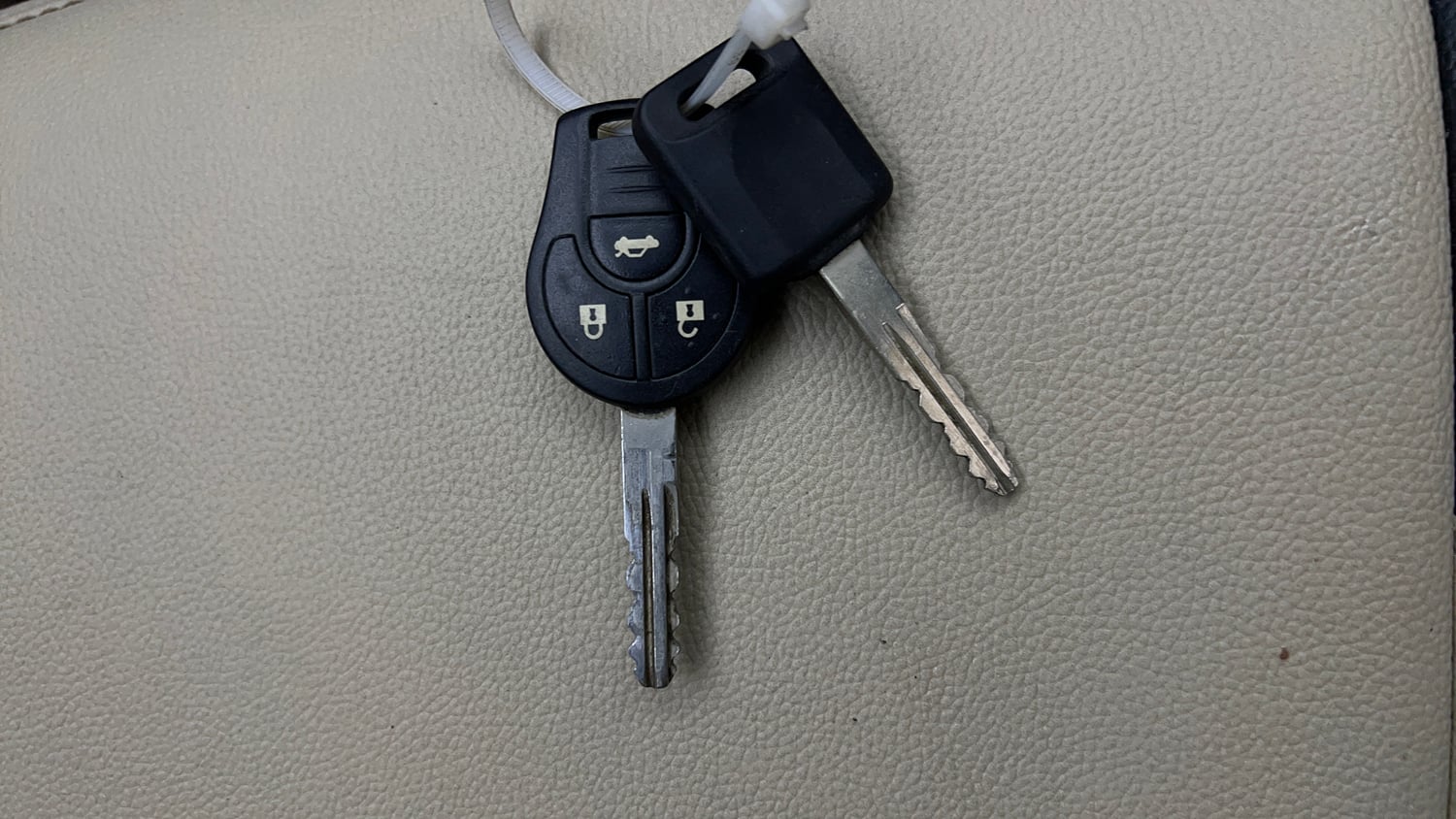 Used 2013 Nissan Sunny XL Petrol Manual extra CAR KEY VIEW