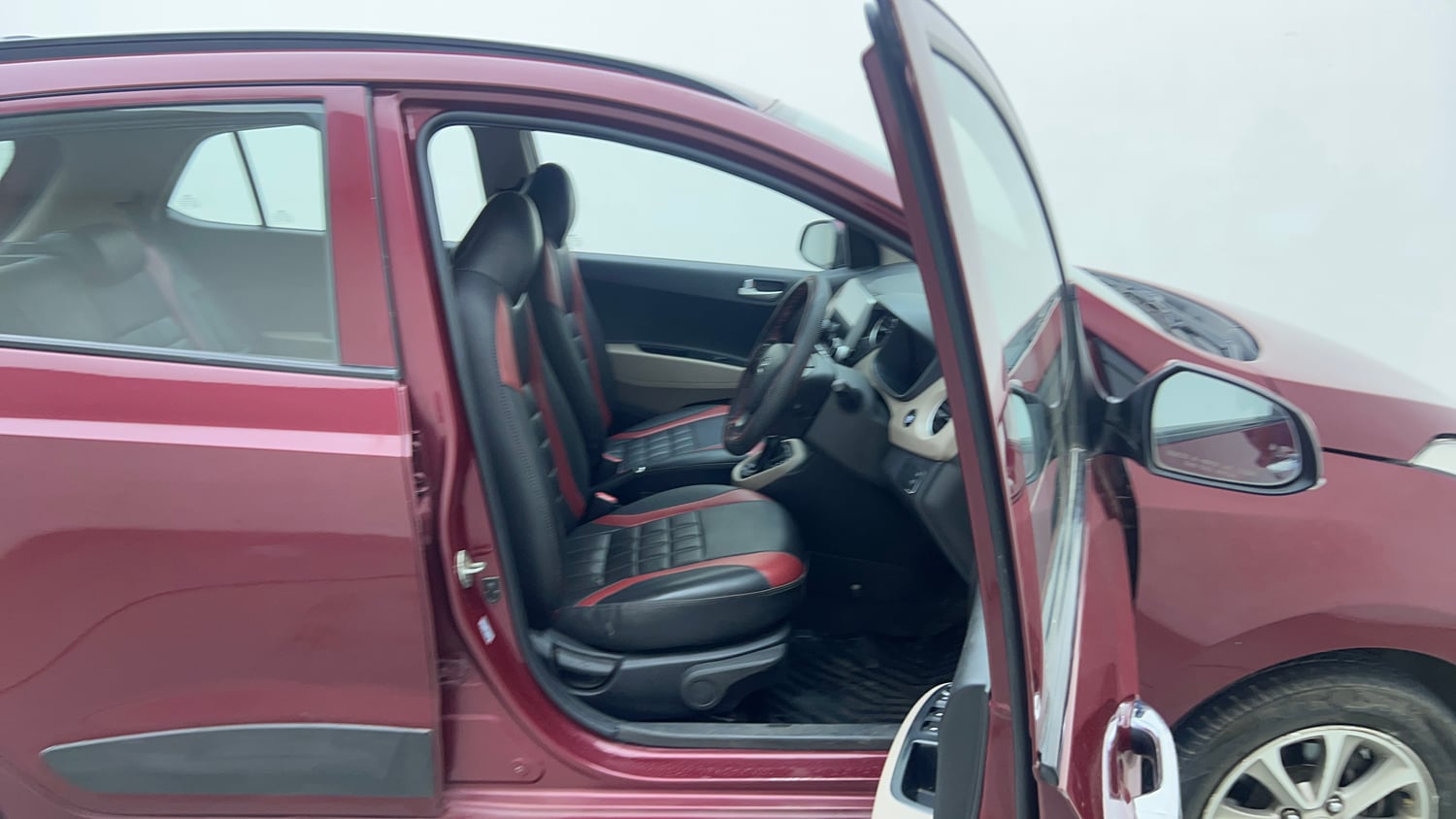 Used 2016 Hyundai Grand i10 Asta AT 1.2 Kappa VTVT Petrol Automatic interior RIGHT SIDE FRONT DOOR CABIN VIEW