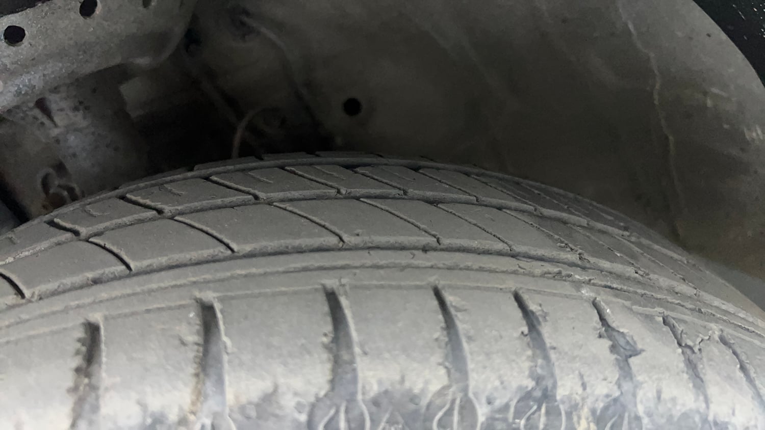 Used 2015 Honda Amaze 1.5 S i-DTEC Diesel Manual tyres LEFT FRONT TYRE TREAD VIEW