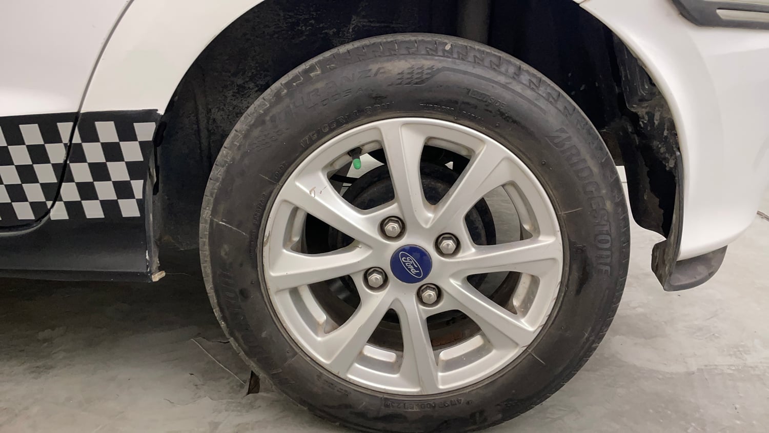 Used 2019 Ford Figo Titanium 1.5 Ti-VCT AT Petrol Automatic tyres LEFT REAR TYRE RIM VIEW