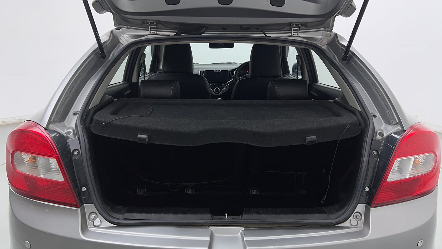 Used 2019 Maruti Suzuki Baleno Delta Petrol Manual interior DICKY INSIDE VIEW