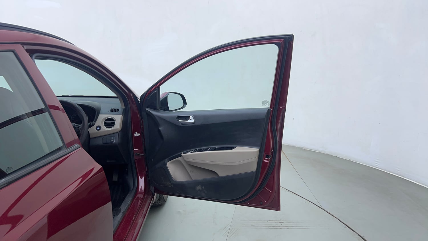 Used 2016 Hyundai Grand i10 Asta AT 1.2 Kappa VTVT Petrol Automatic interior RIGHT FRONT DOOR OPEN VIEW