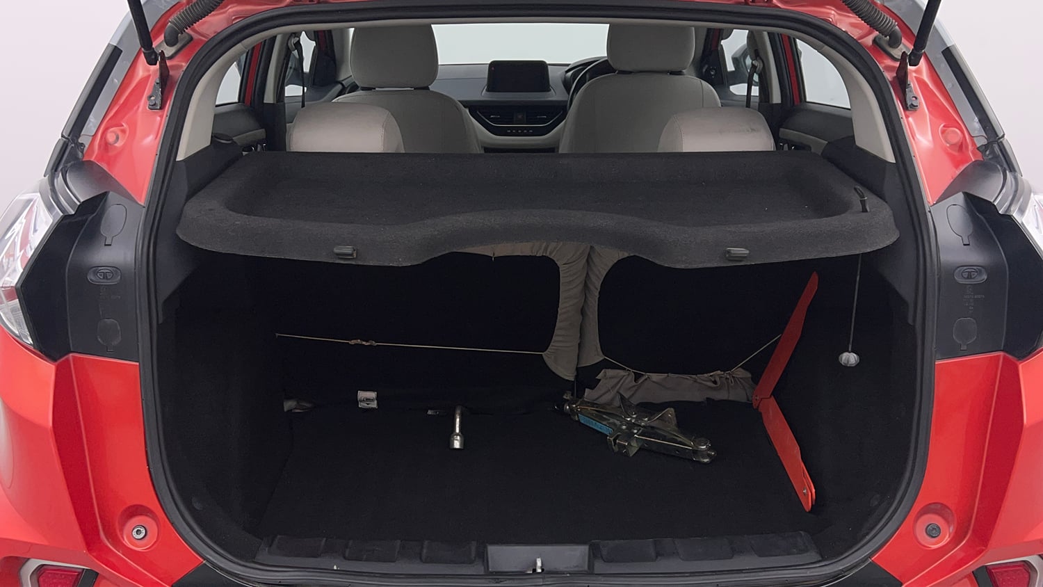 Used 2022 Tata Nexon XZA Plus  (S) Dual Tone Petrol Automatic interior DICKY INSIDE VIEW