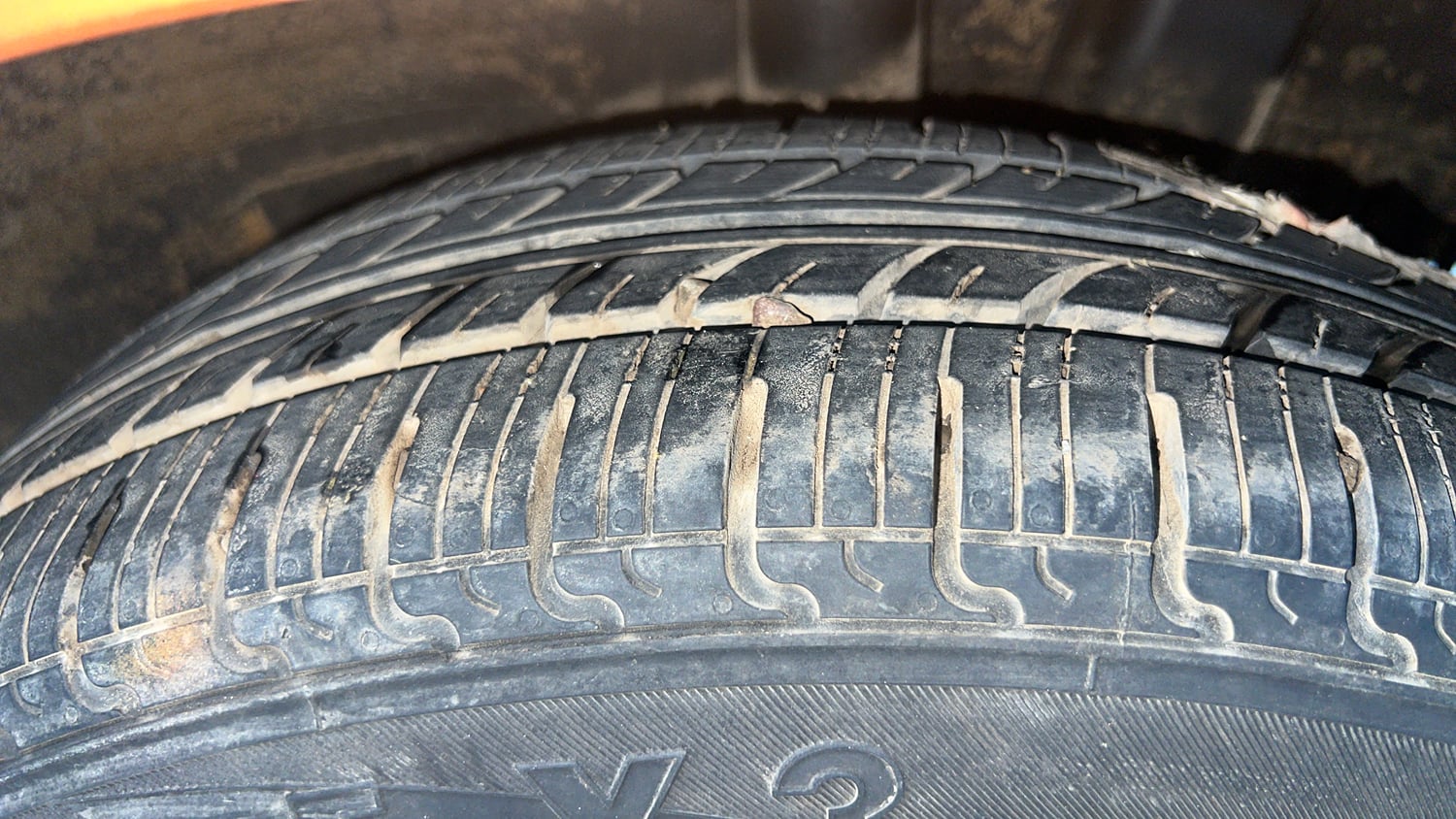 Used 2018 Hyundai Grand i10 Magna 1.2 Kappa VTVT Petrol Manual tyres LEFT REAR TYRE TREAD VIEW