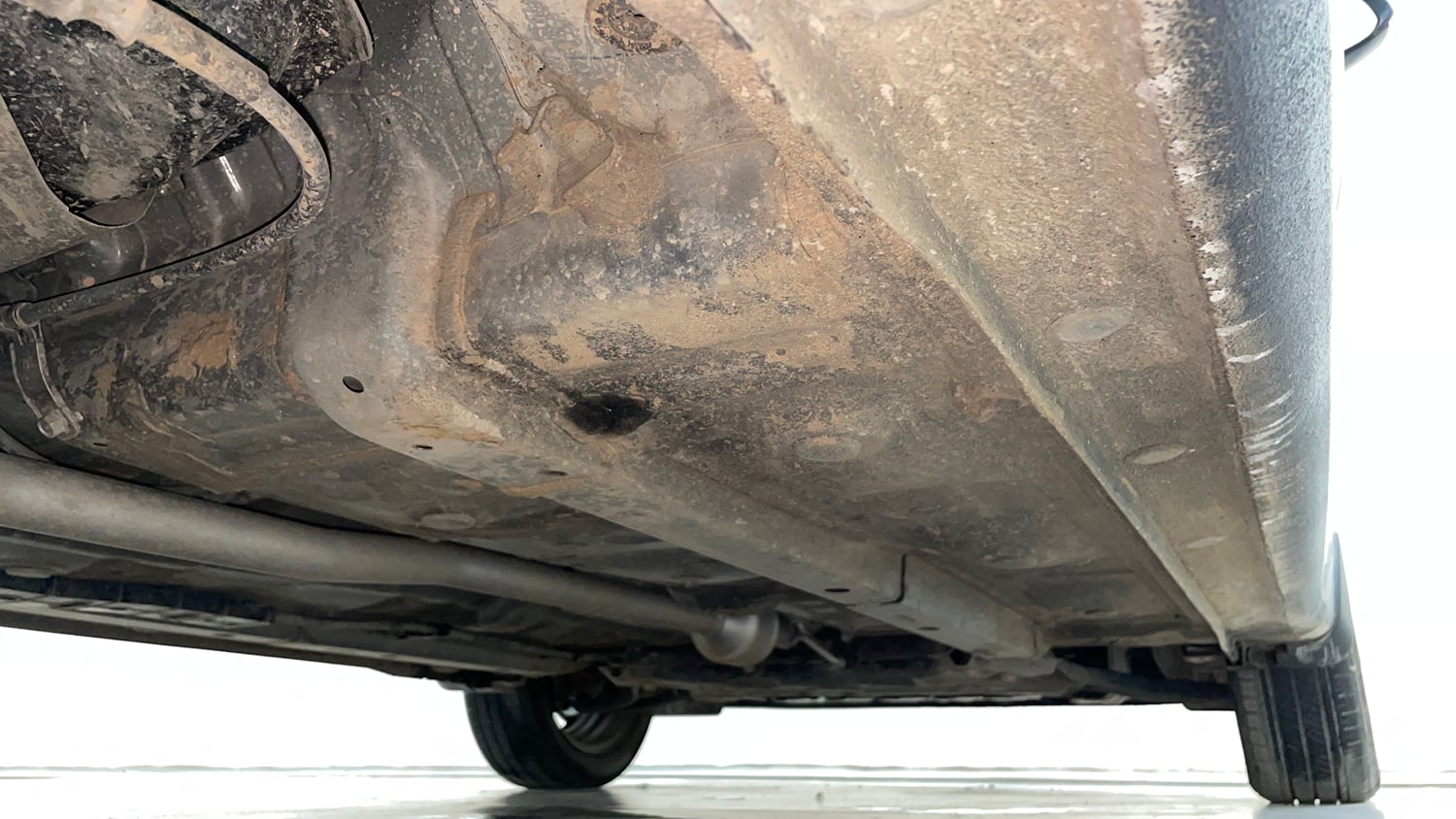 Used 2022 Hyundai Grand i10 Nios Corporate Edition MT Petrol Manual extra REAR RIGHT UNDERBODY VIEW