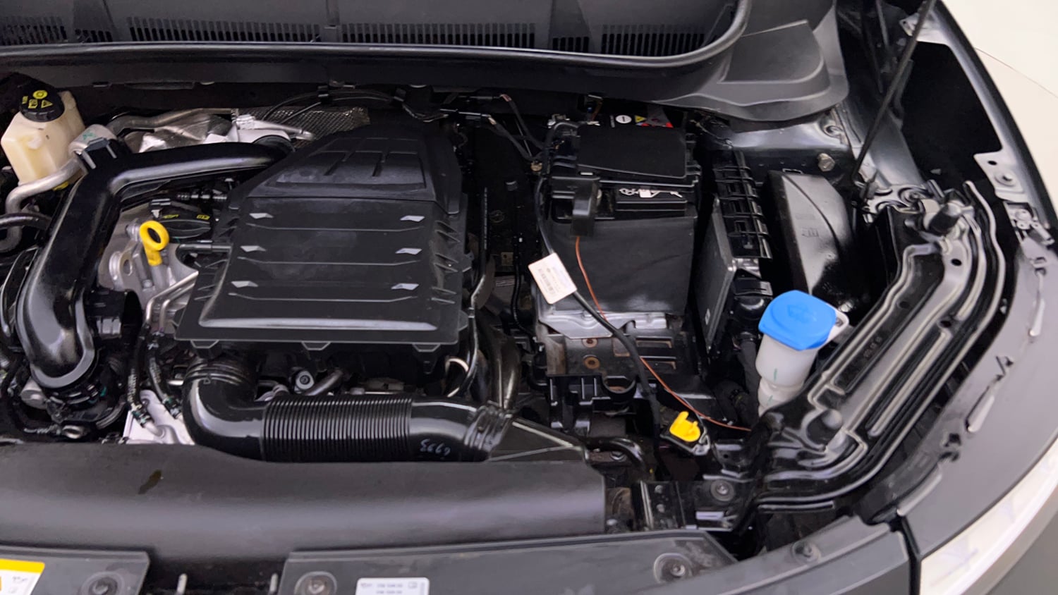 Used 2026 Skoda Kylaq Signature AT Petrol Automatic engine ENGINE LEFT SIDE VIEW
