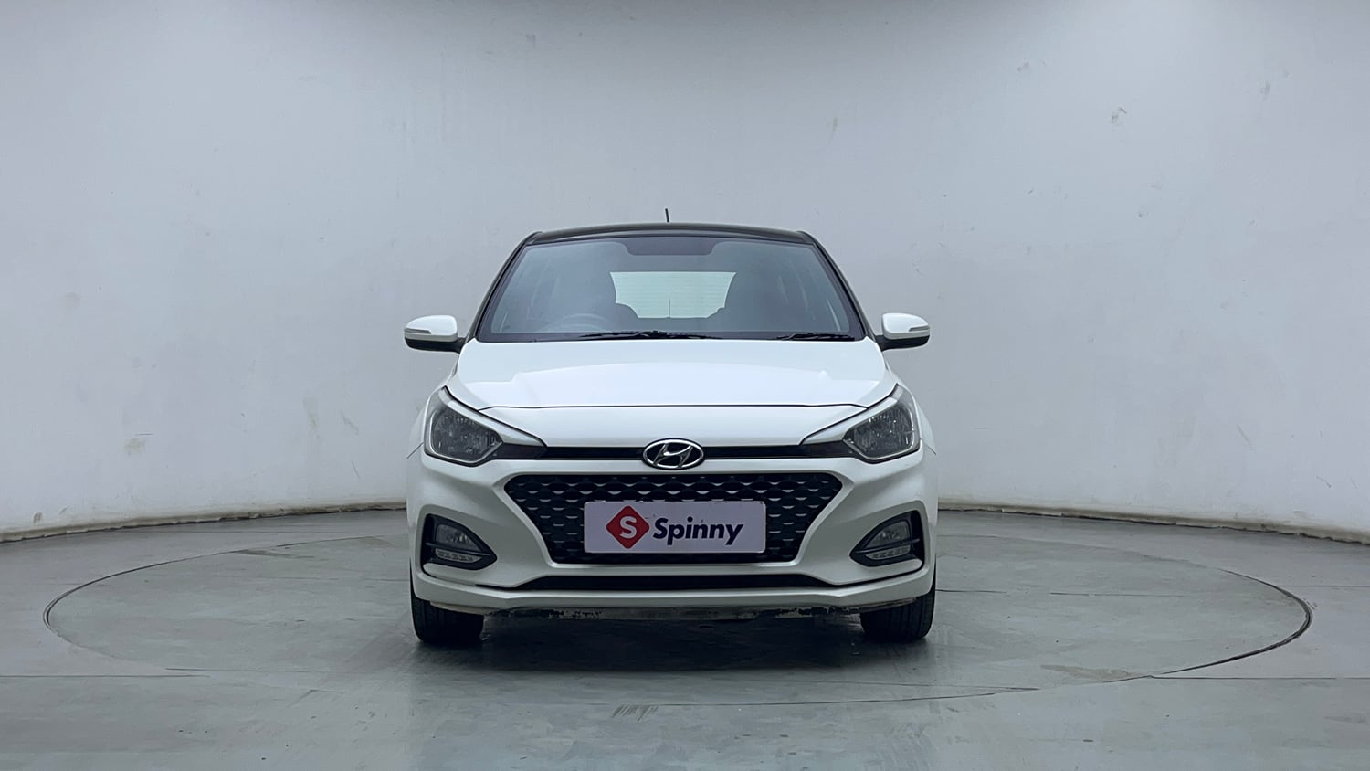 Used 2018 Hyundai Elite i20 Asta 1.2 Dual Tone Petrol Manual exterior FRONT VIEW