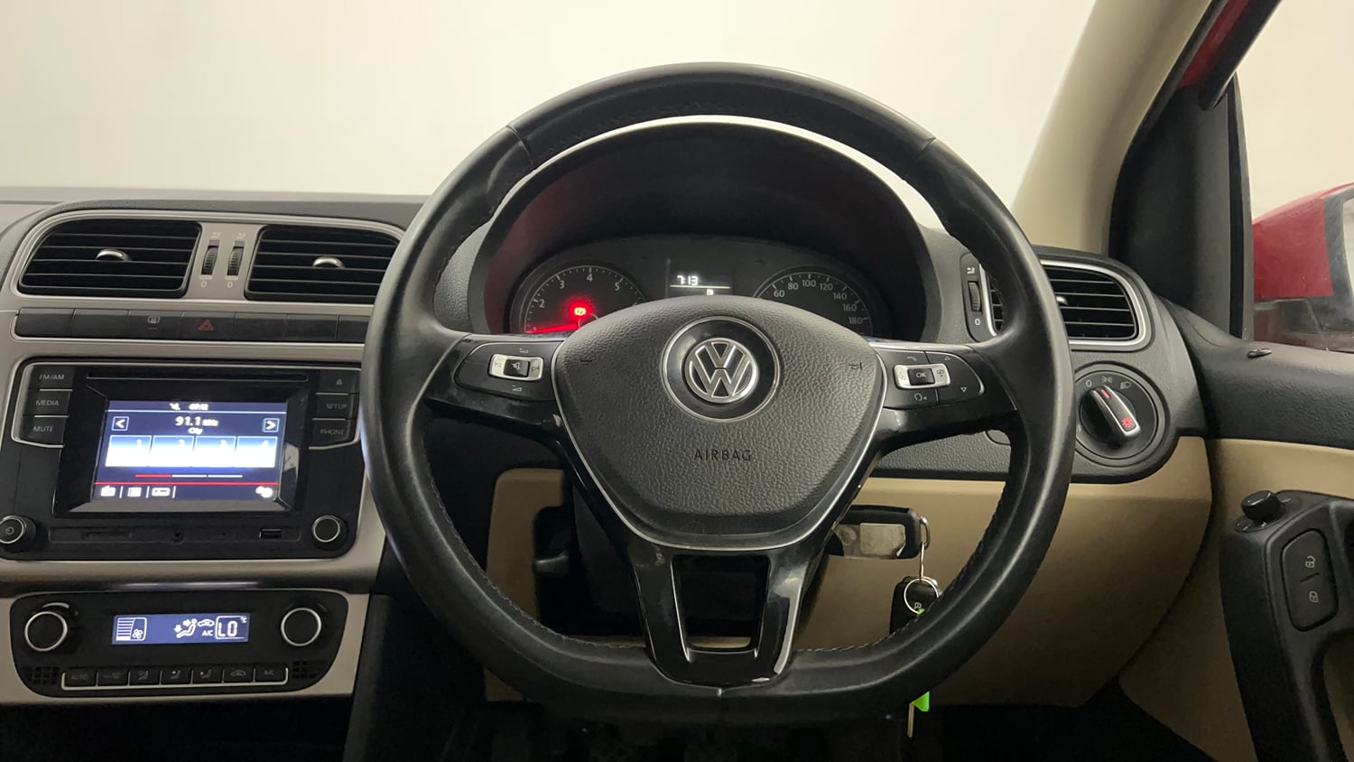 Used 2016 Volkswagen Polo Highline1.2L (P) Petrol Manual interior STEERING VIEW