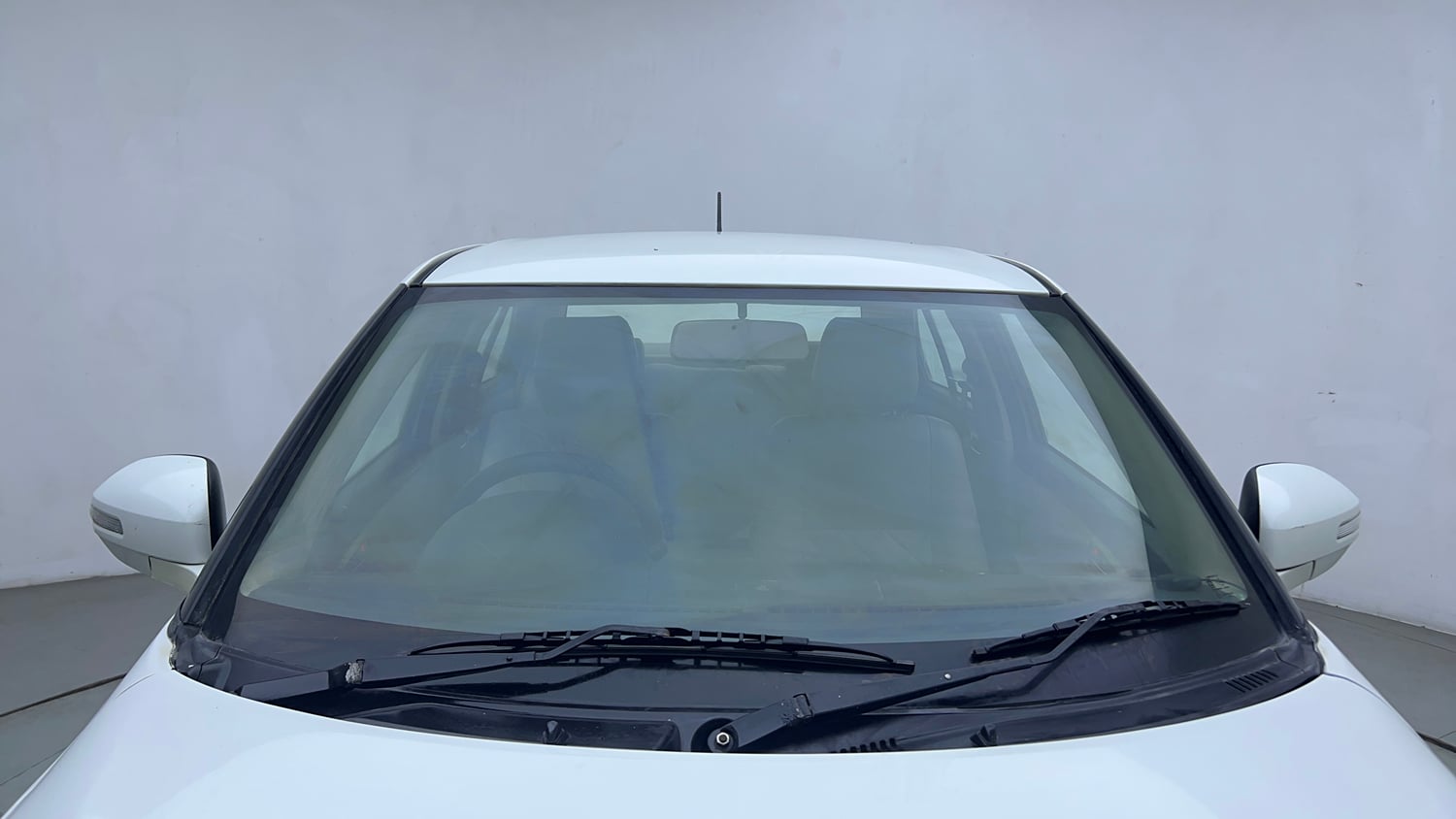 Used 2016 Maruti Suzuki Swift Dzire VXI AT Petrol Automatic exterior FRONT WINDSHIELD VIEW