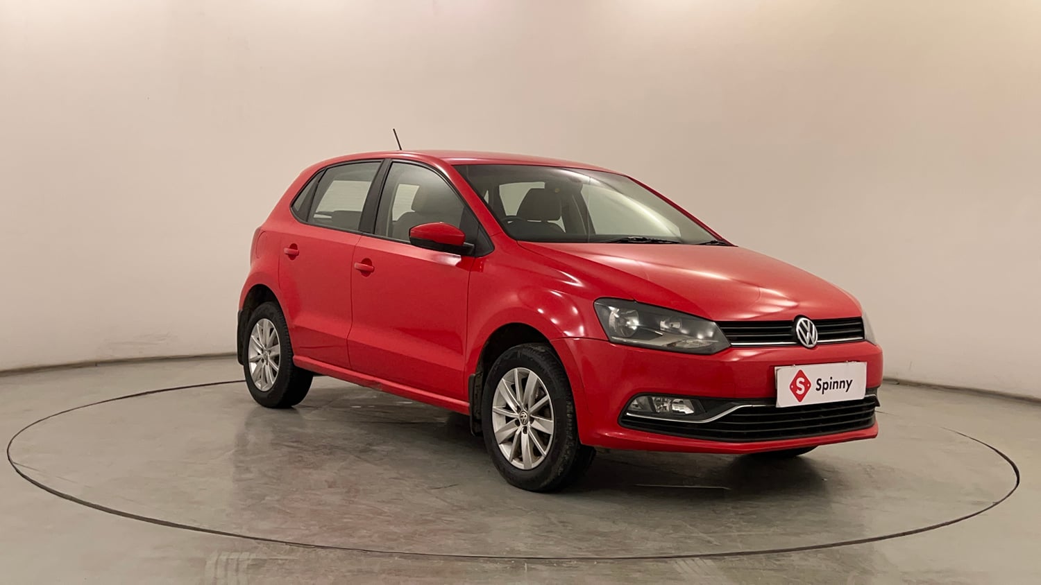 Used 2016 Volkswagen Polo Highline1.2L (P) Petrol Manual exterior RIGHT FRONT CORNER VIEW