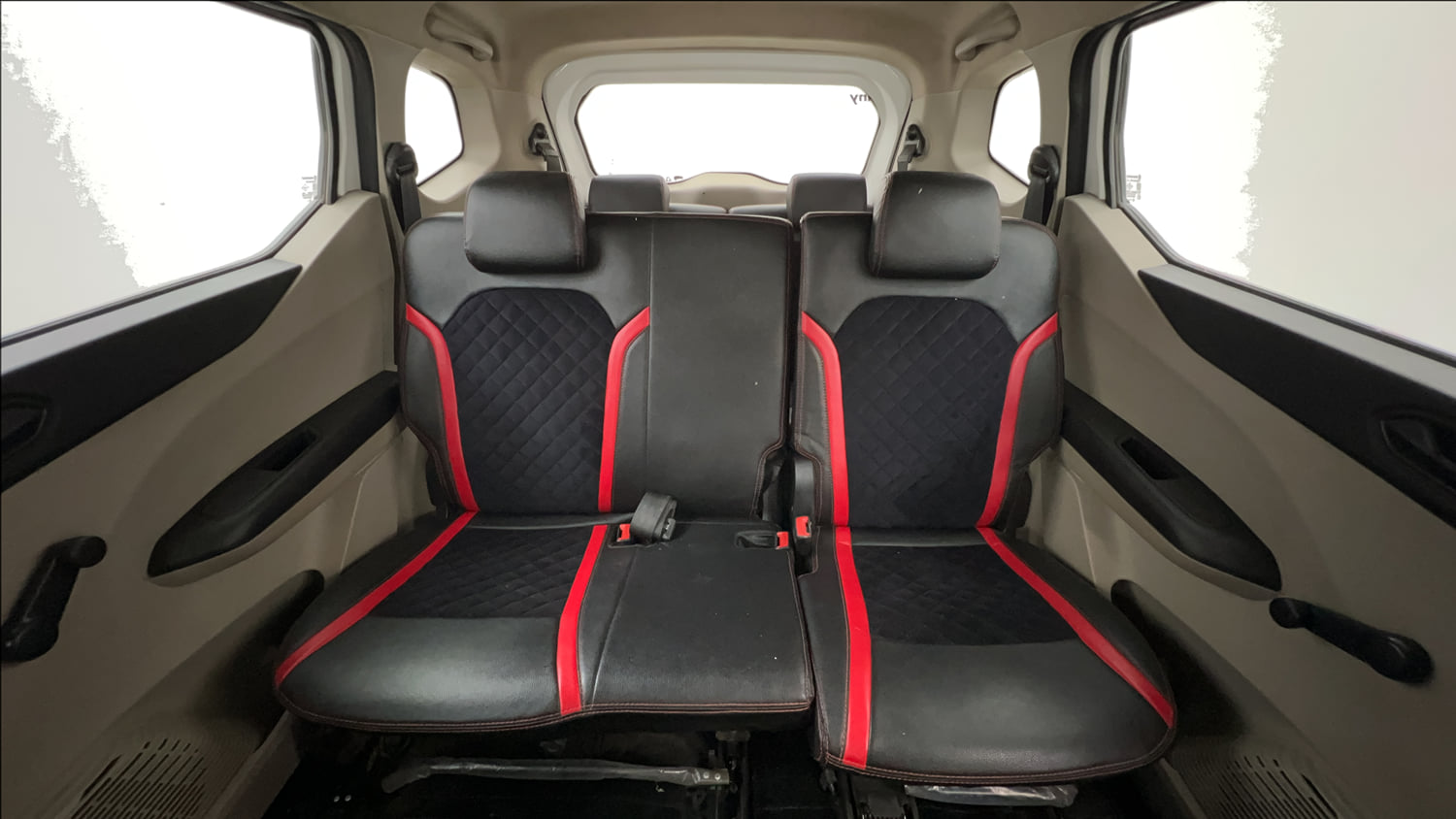 Used 2025 Renault Triber RXL Petrol Manual interior REAR SEAT CONDITION VIEW