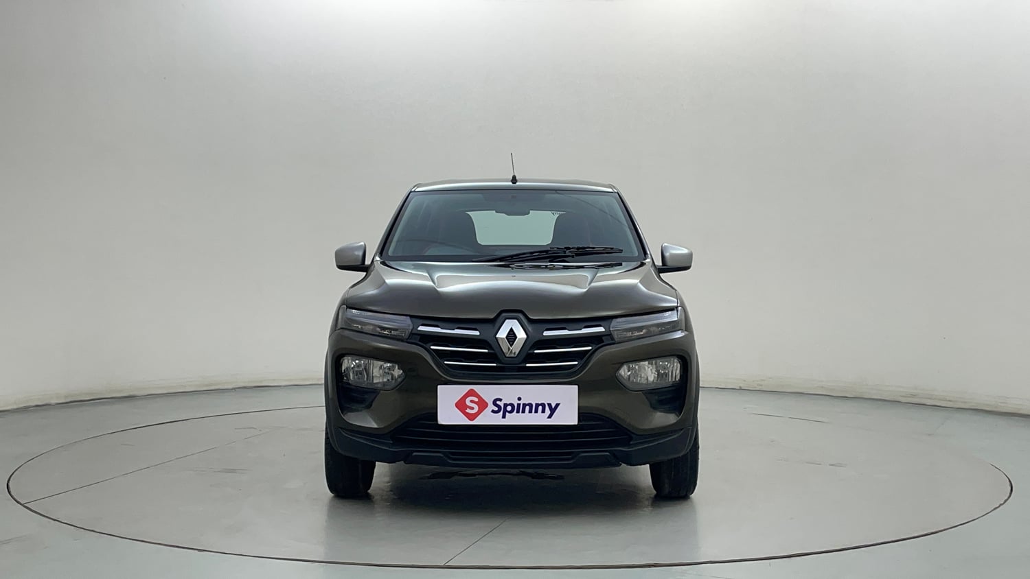 Used 2019 Renault Kwid 1.0 RXT AMT Opt Petrol Automatic exterior FRONT VIEW
