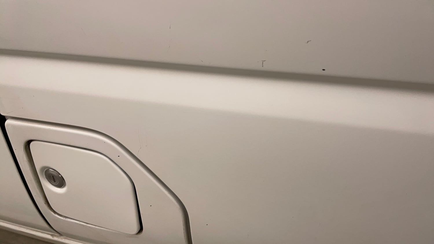 Used 2016 Maruti Suzuki Eeco 5 STR WITH A/C+HTR Petrol Manual dents MINOR SCRATCH