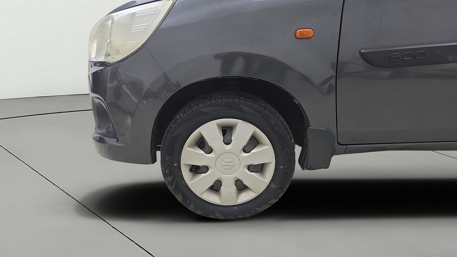 Used 2017 Maruti Suzuki Alto K10 VXi Petrol Manual tyres LEFT FRONT TYRE RIM VIEW