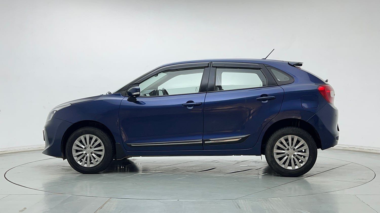 Used 2019 Maruti Suzuki Baleno Delta Petrol Manual exterior LEFT SIDE VIEW