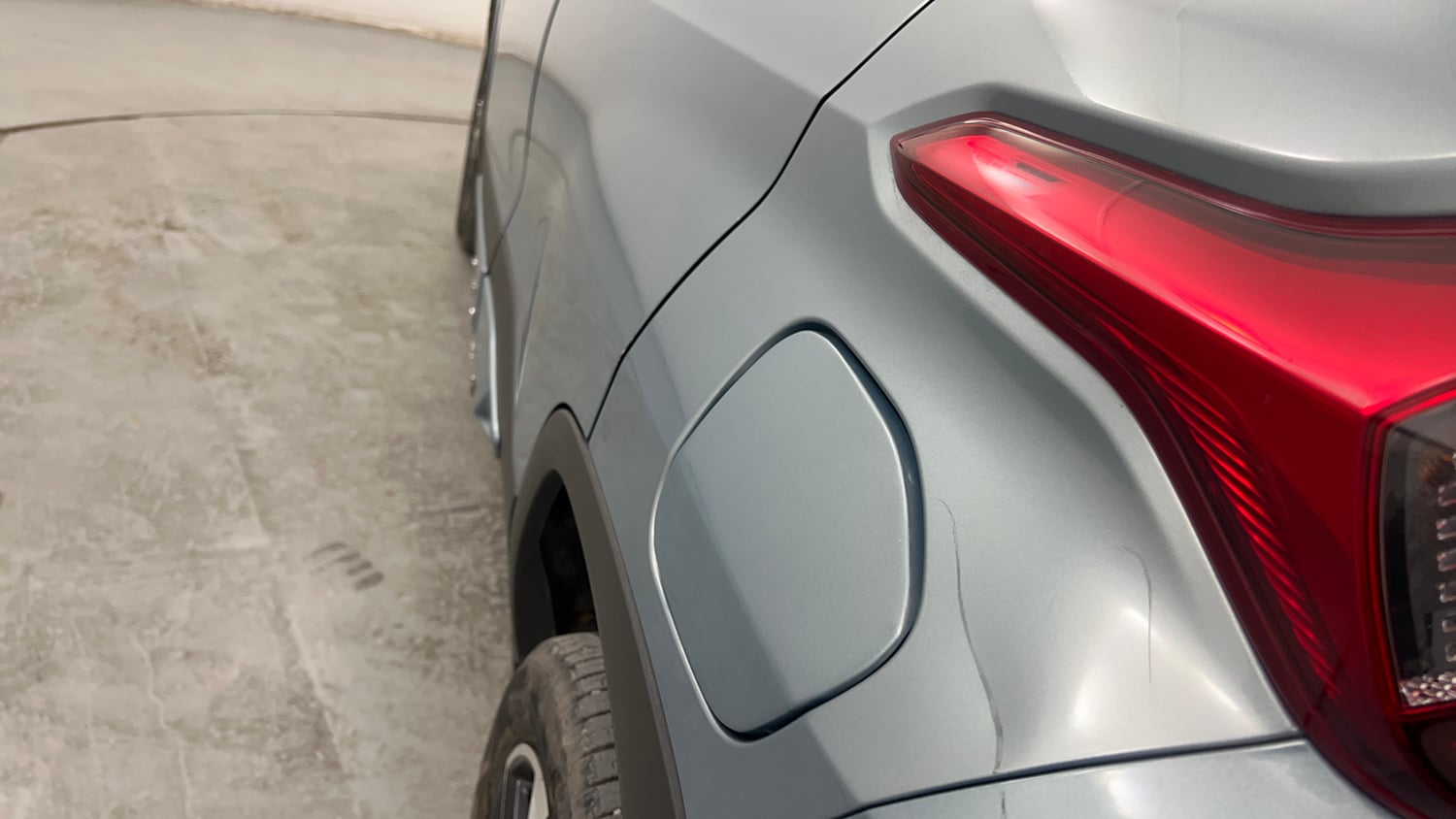 Used 2022 Tata Punch Accomplished Dazzle Pack MT Petrol Manual dents MINOR SCRATCH