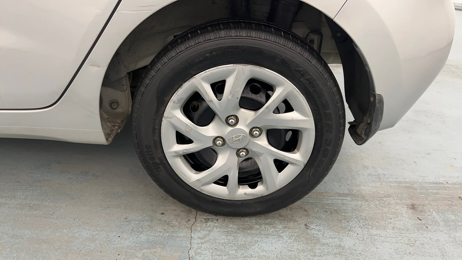 Used 2019 Hyundai Grand i10 Magna 1.2 Kappa VTVT Petrol Manual tyres LEFT REAR TYRE RIM VIEW