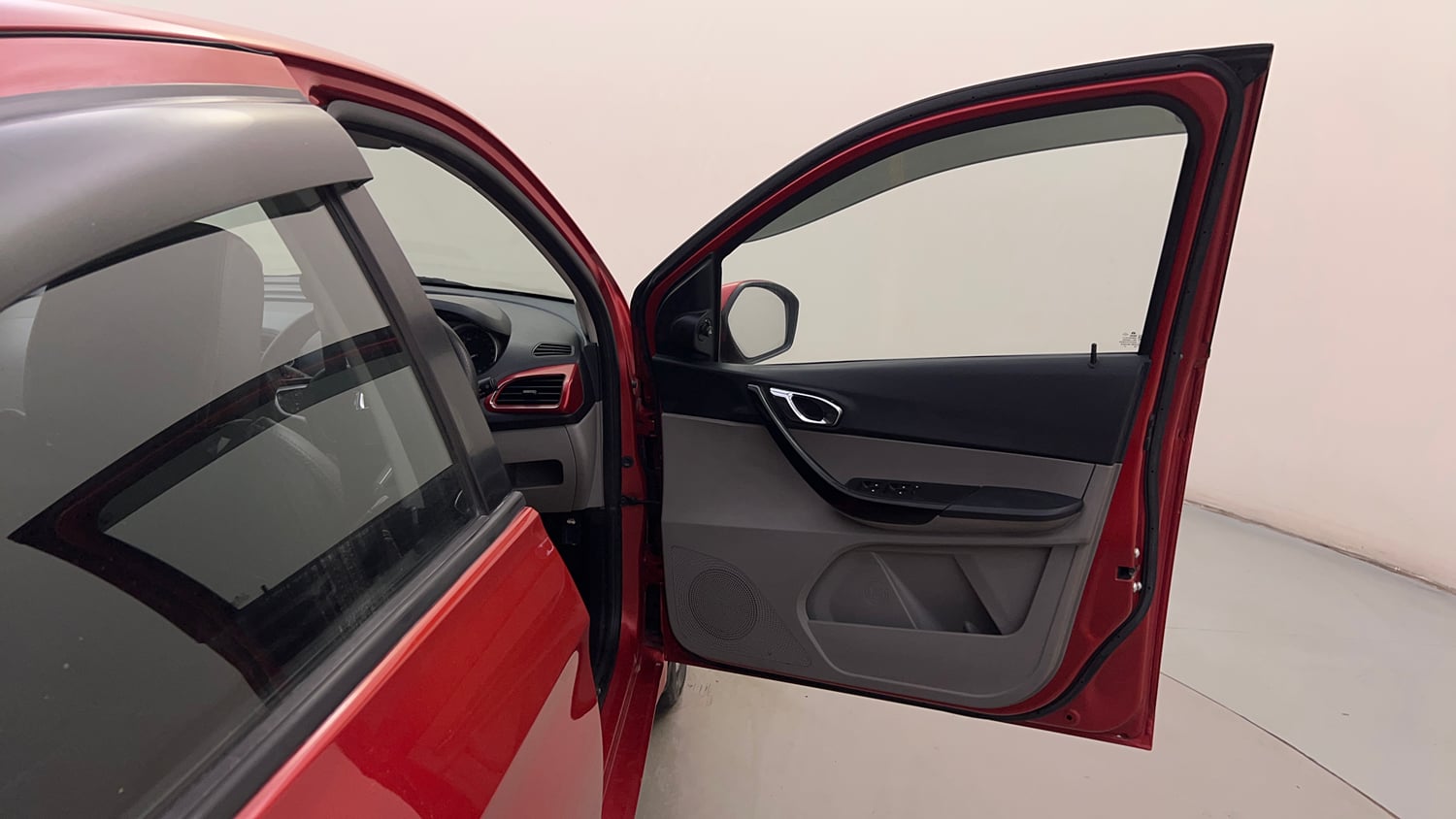 Used 2016 Tata Tiago Revotron XZ w/o Alloy Petrol Manual interior RIGHT FRONT DOOR OPEN VIEW