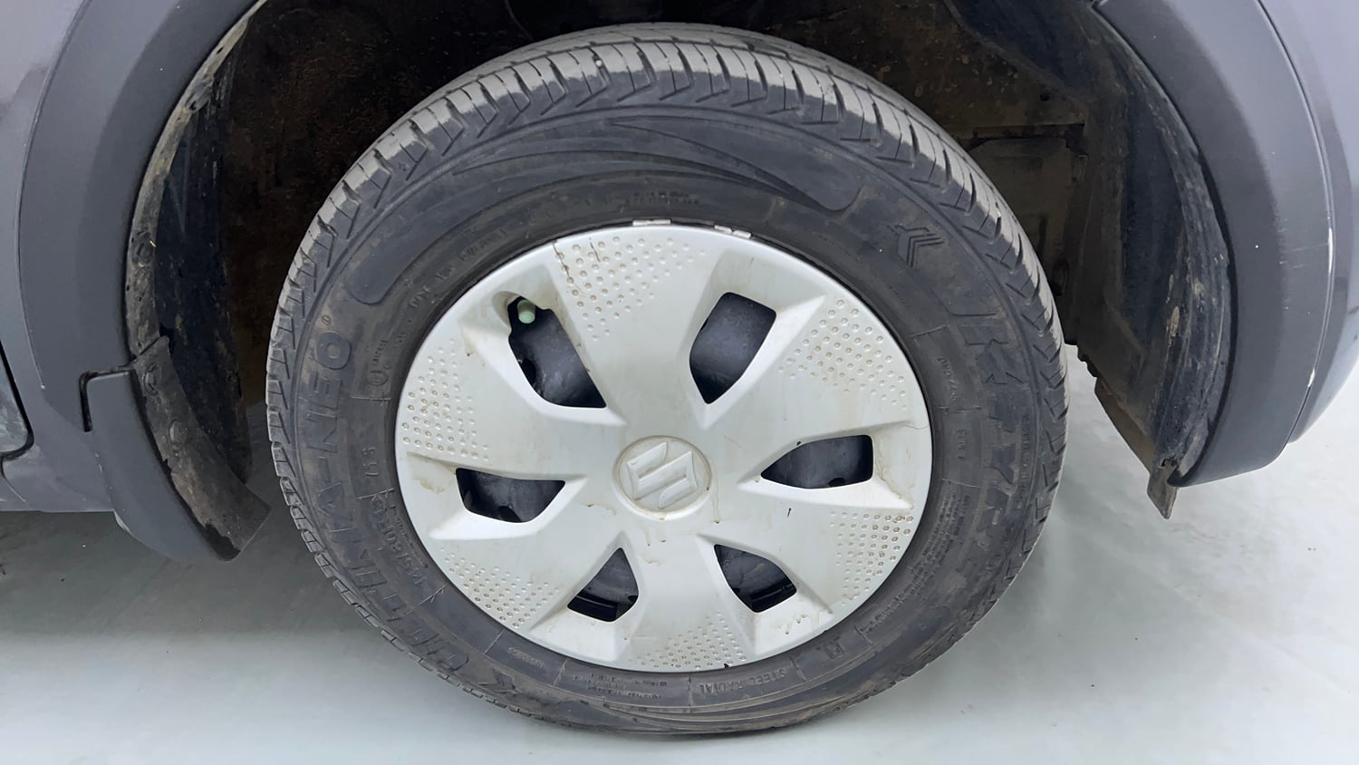 Used 2024 Maruti Suzuki Alto K10 VXi Plus Petrol Manual tyres RIGHT FRONT TYRE RIM VIEW