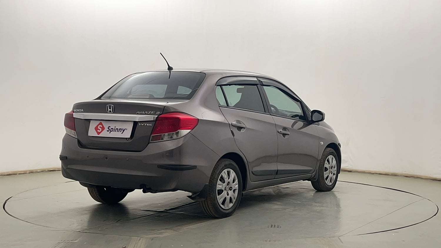 Used 2013 Honda Amaze 1.2 S i-VTEC Petrol Manual exterior RIGHT REAR CORNER VIEW