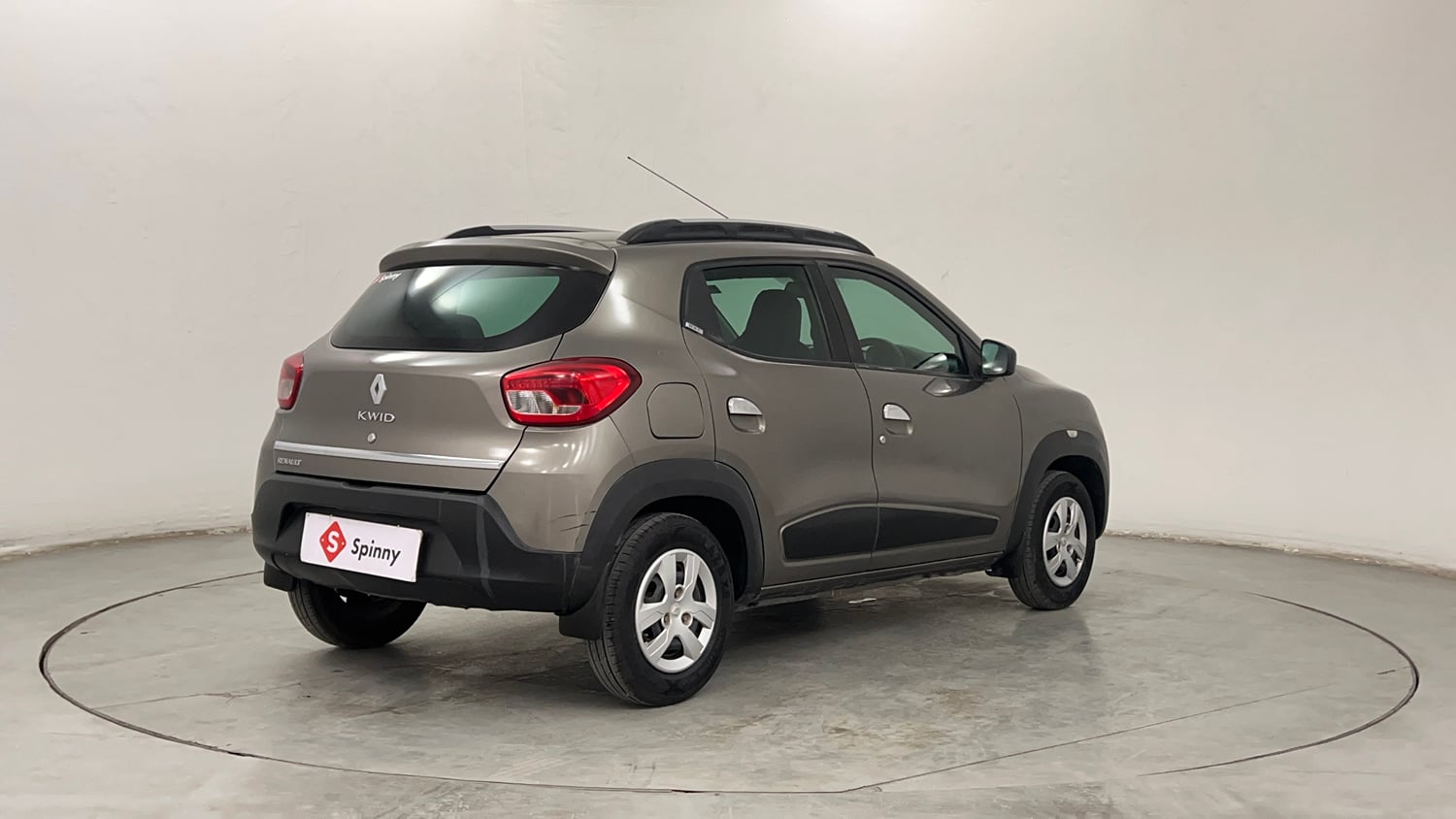 Used 2016 Renault Kwid RXT CNG (Outside Fitted) Cng Manual exterior RIGHT REAR CORNER VIEW