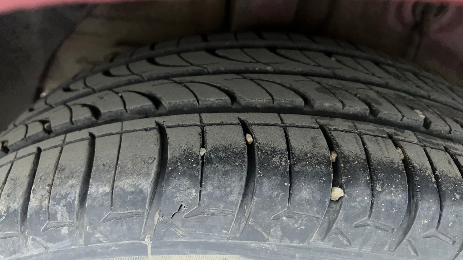 Used 2017 Hyundai Elite i20 Asta 1.2 Petrol Manual tyres RIGHT REAR TYRE TREAD VIEW