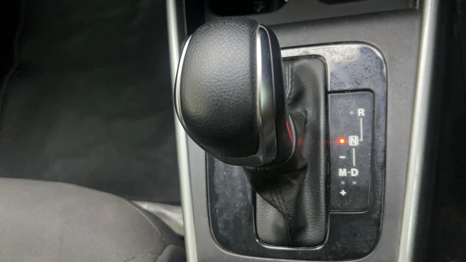 Used 2022 Maruti Suzuki Baleno Alpha AGS Petrol Automatic interior GEAR  KNOB VIEW