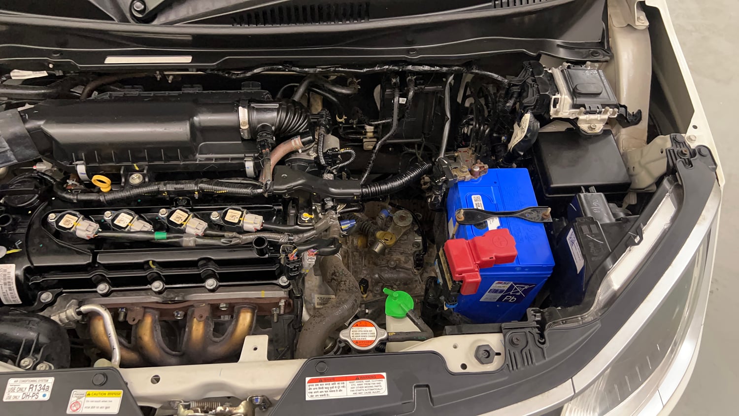Used 2022 Maruti Suzuki Ignis Zeta 1.2 MT Petrol Manual engine ENGINE LEFT SIDE VIEW