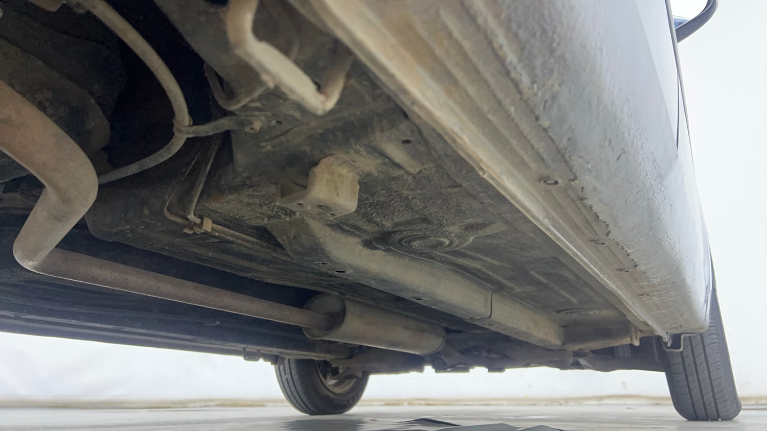 Used 2015 Maruti Suzuki Celerio ZXi Opt Petrol Manual extra REAR RIGHT UNDERBODY VIEW