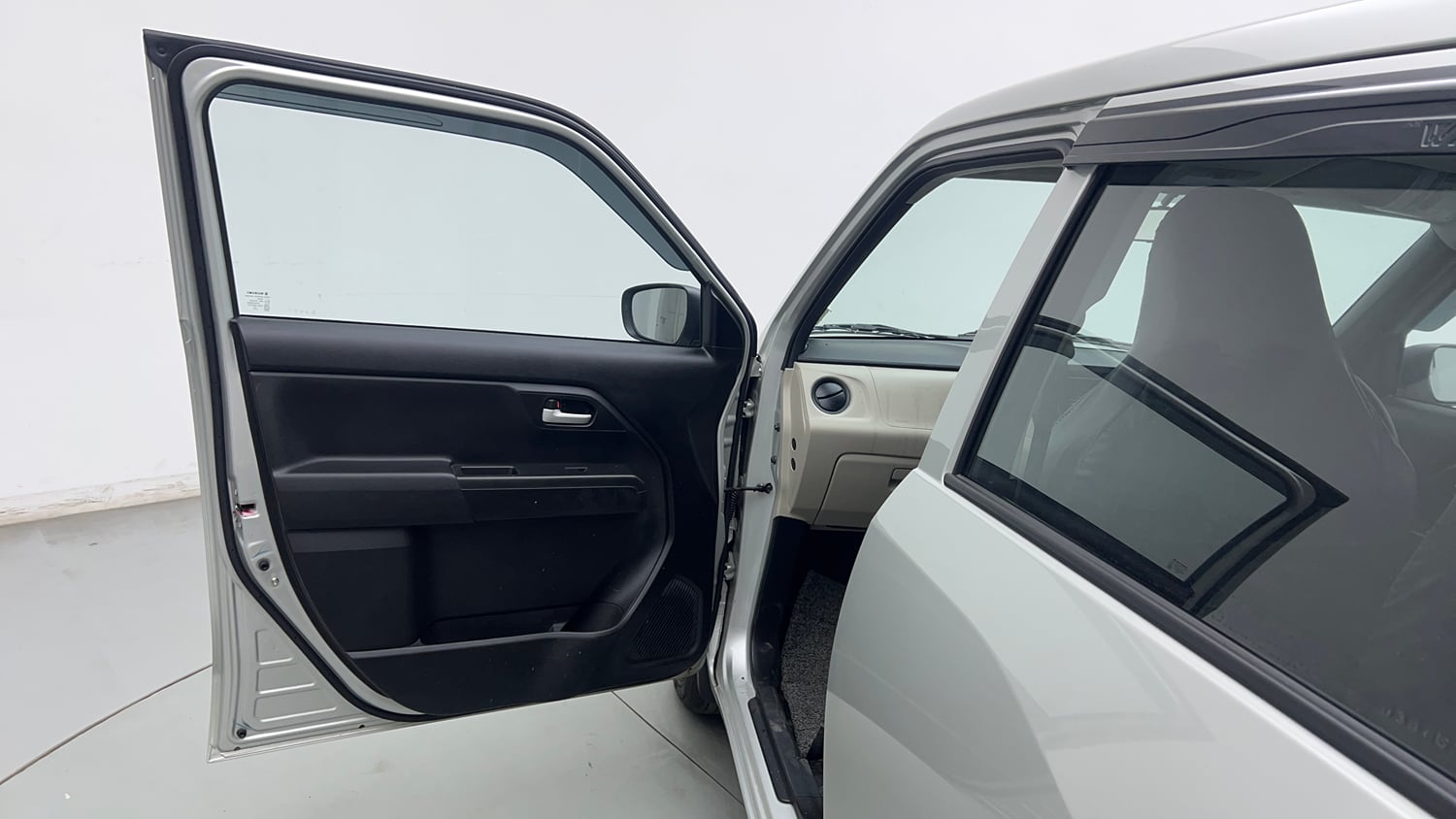 Used 2025 Maruti Suzuki Wagon R VXI 1.0 Petrol Manual interior LEFT FRONT DOOR OPEN VIEW