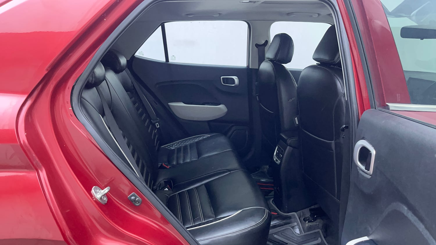 Used 2023 Hyundai Venue SX 1.5 CRDi Diesel Manual interior RIGHT SIDE REAR DOOR CABIN VIEW