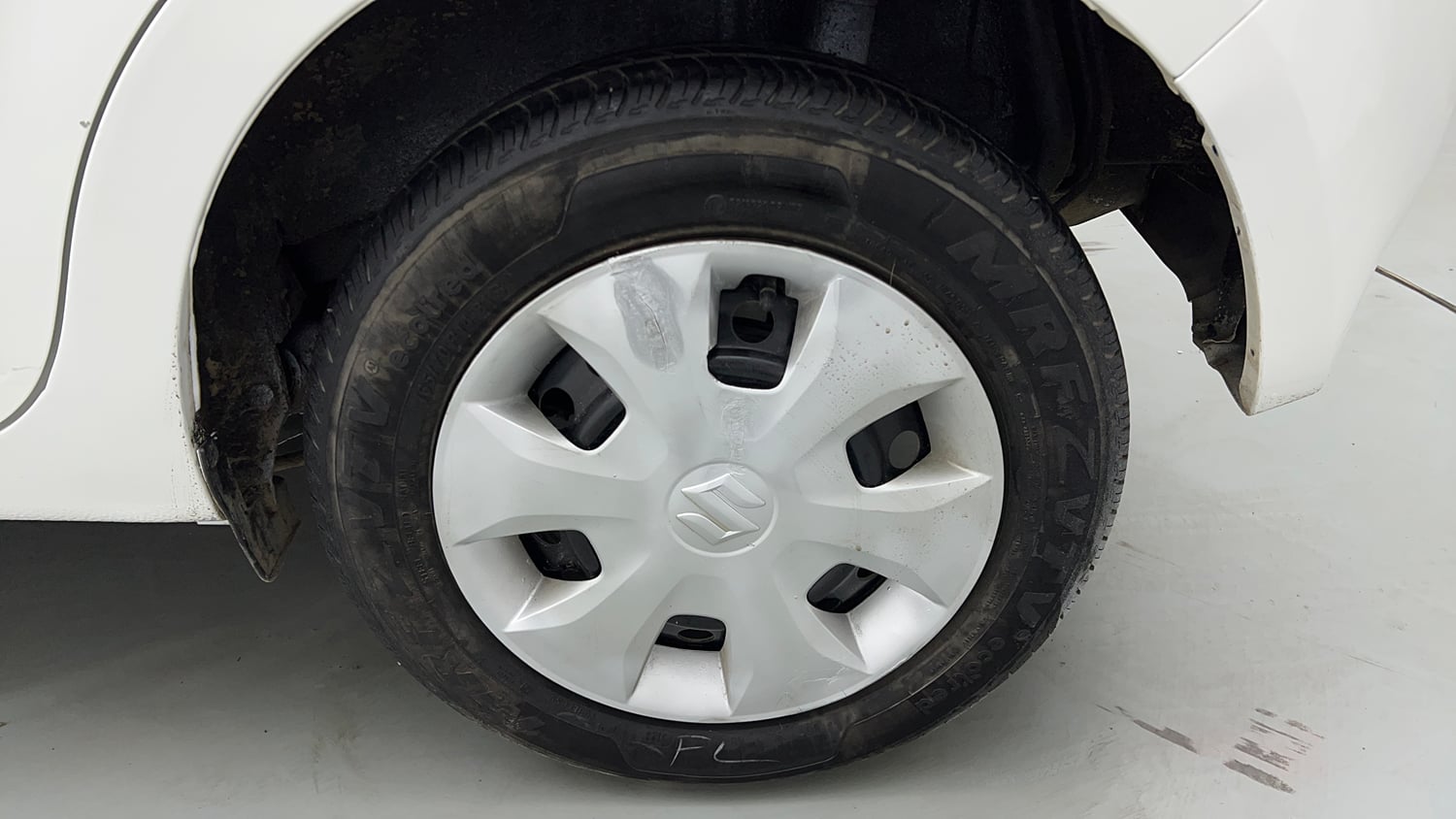 Used 2024 Maruti Suzuki Wagon R VXI 1.0 CNG Cng Manual tyres LEFT REAR TYRE RIM VIEW