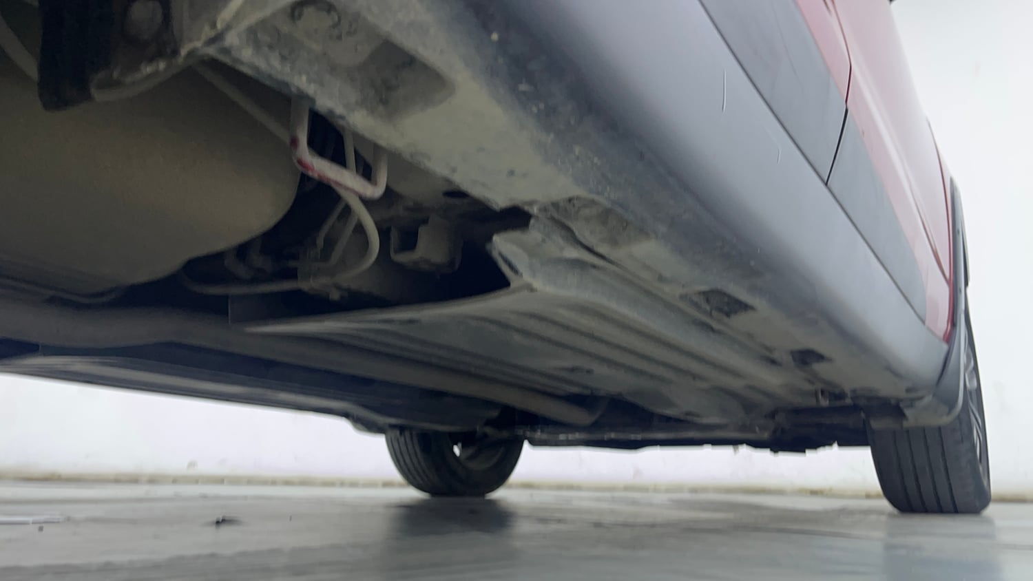 Used 2019 maruti-suzuki Vitara Brezza ZDi Plus Dual Tone AGS Diesel Automatic extra REAR RIGHT UNDERBODY VIEW