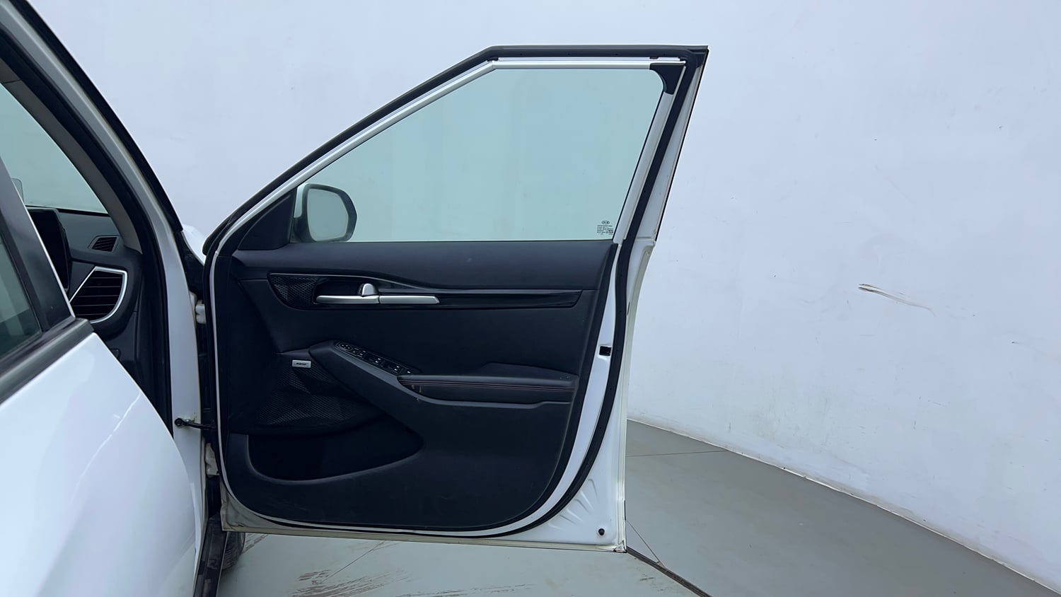 Used 2020 Kia Seltos GTX Plus DCT 1.4 Petrol Automatic interior RIGHT FRONT DOOR OPEN VIEW