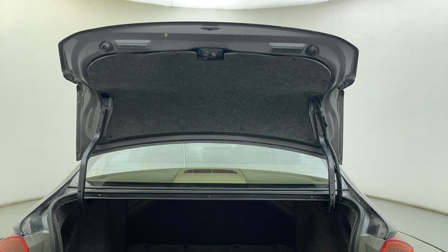 Used 2017 Honda City V Petrol Manual interior DICKY DOOR OPEN VIEW