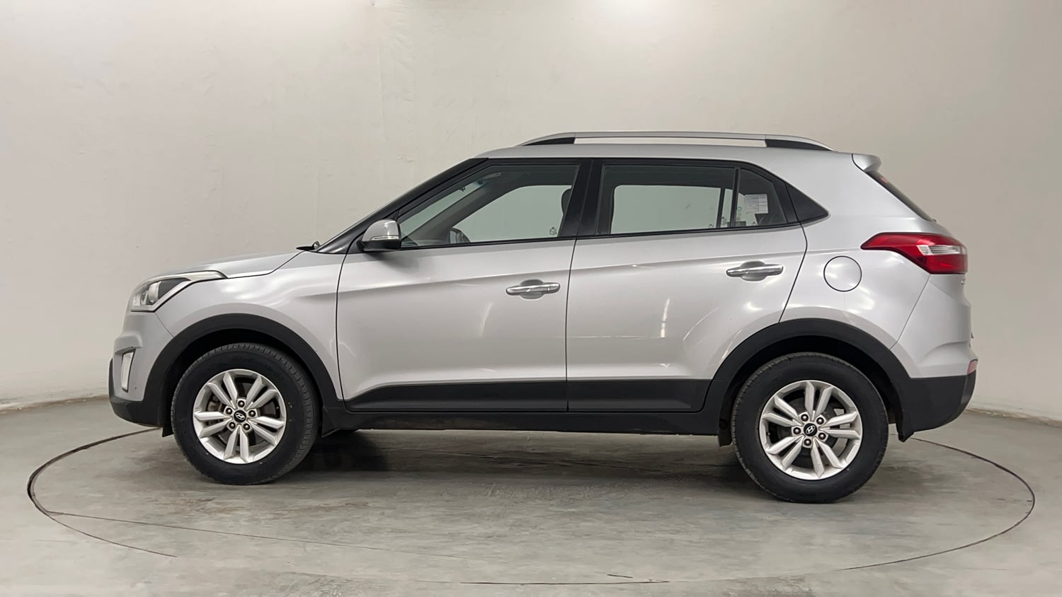 Used 2016 Hyundai Creta 1.6 SX Plus Petrol Petrol Manual exterior LEFT SIDE VIEW